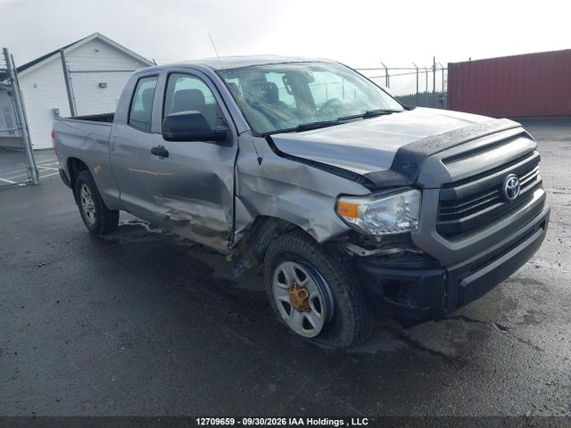 12709659 :رقم المزاد ، 5TFUY5F17FX457928 vin ، 2015 Toyota Tundra Double Cab Sr/double Cab Sr5 مزاد بيع