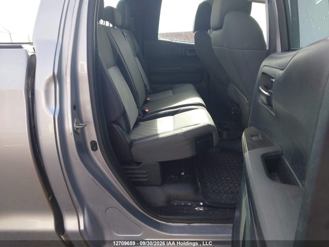 12709659 :رقم المزاد ، 5TFUY5F17FX457928 vin ، 2015 Toyota Tundra Double Cab Sr/double Cab Sr5 مزاد بيع