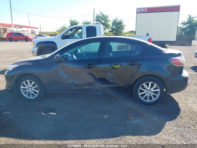 12709689 :رقم المزاد ، JM1BL1V78D1852527 vin ، 2013 Mazda 3 مزاد بيع
