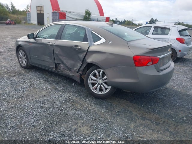 Chevrolet IMPALA 1LT 2018 2G1105S30J9172621 Image 3