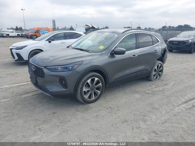 Ford Escape Platinum 2025 1FMCU9JA7SUB05414 Image 2