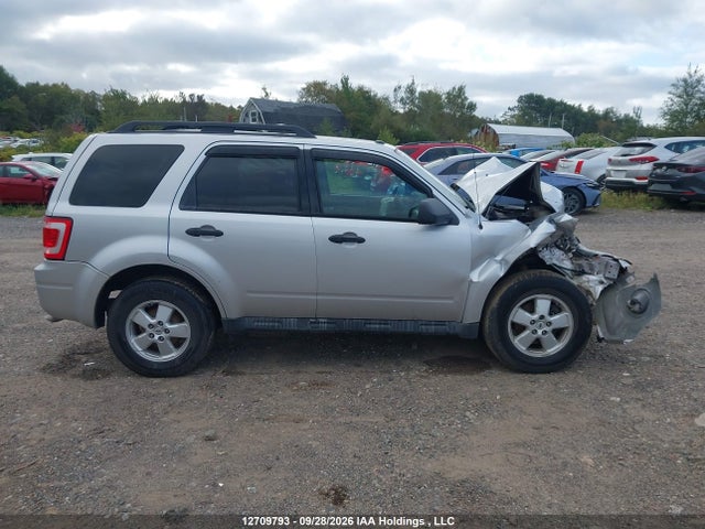 Продаж на аукціоні авто 2010 Ford Escape Xlt, vin: 1FMCU9D74AKC97403, номер лоту: 12709793