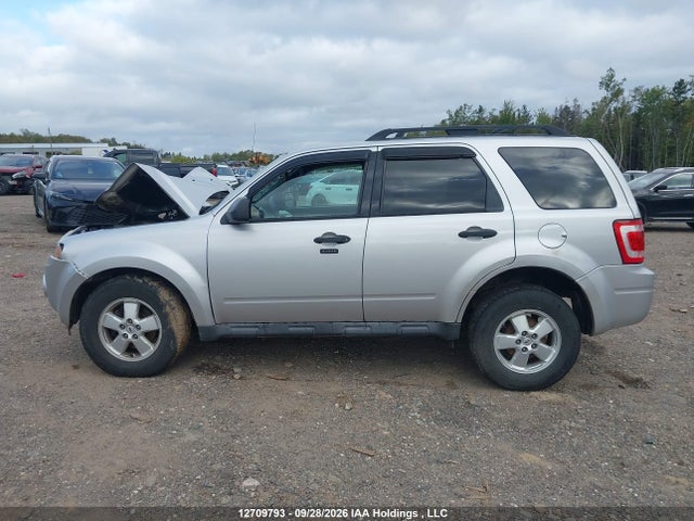 Продаж на аукціоні авто 2010 Ford Escape Xlt, vin: 1FMCU9D74AKC97403, номер лоту: 12709793