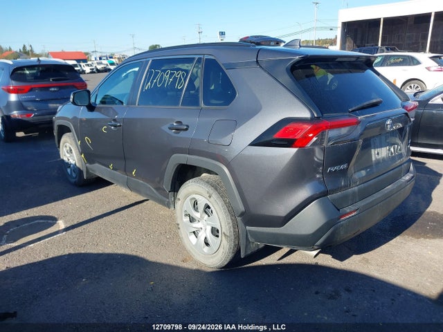 Toyota RAV4 LE 2020 2T3B1RFV5LW127176 Image 3