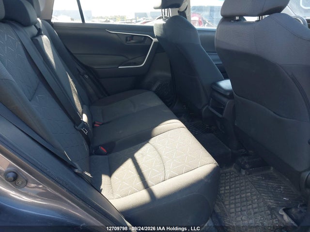 Toyota RAV4 LE 2020 2T3B1RFV5LW127176 Image 8