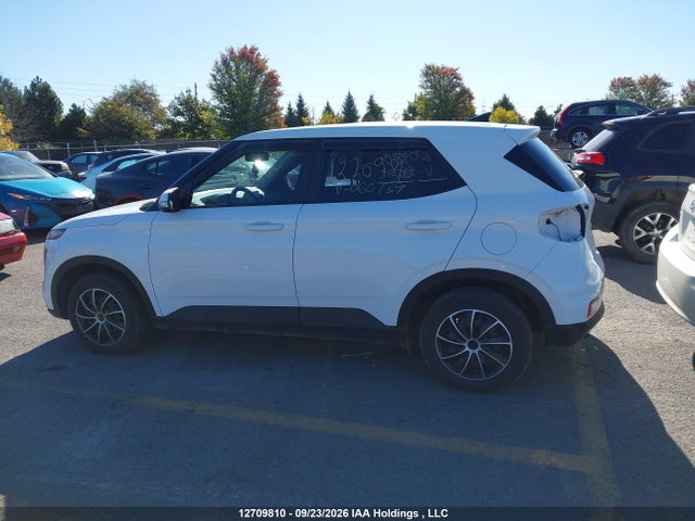 Hyundai Venue Se 2020 KMHRB8A3XLU060739 Image 14