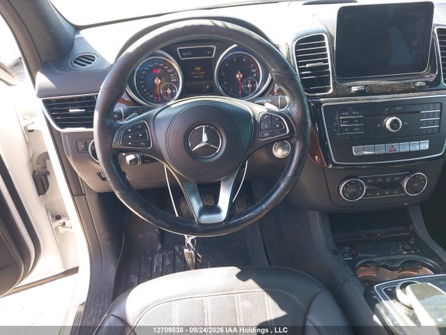 4JGDF6EE9HA853411 Mercedes-Benz Gls 450 4matic