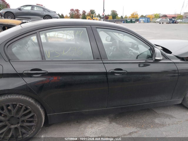 BMW 320i Xdrive 2015 WBA3C3G54FNS76696 Image 13