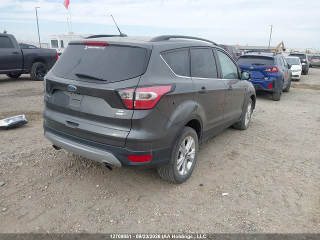 Ford ESCAPE SE 2017 1FMCU9GD7HUB84190 Image 4