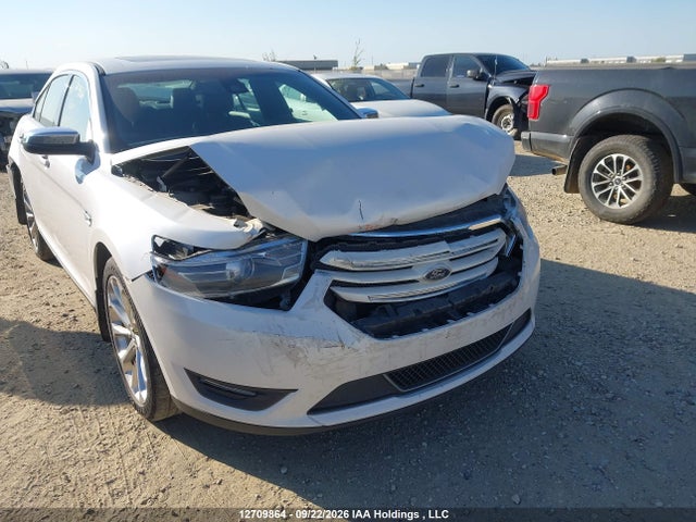 2014 Ford Taurus Limited მანქანა იყიდება აუქციონზე, vin: 1FAHP2J88EG180573, აუქციონის ნომერი: 12709864