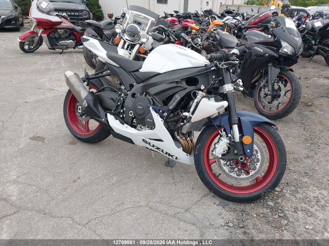 Suzuki GSX-R600 2025 JS1GN7FAXS7101320 Image 8