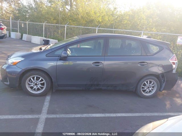Toyota PRIUS V 2017 JTDZN3EU9HJ067157 Image 14