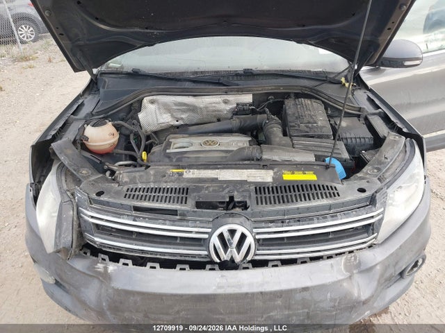 Aukcja sprzedaży 2016 Volkswagen Tiguan Comfort/high/r-line/sp Ed, vin: WVGJV7AX1GW548442, numer aukcji: 12709919