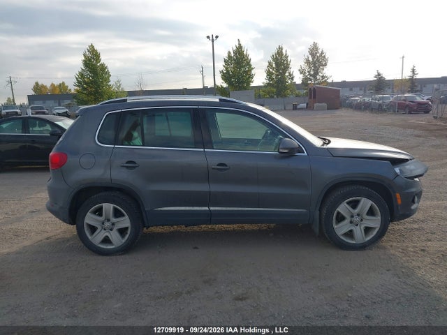 Aukcja sprzedaży 2016 Volkswagen Tiguan Comfort/high/r-line/sp Ed, vin: WVGJV7AX1GW548442, numer aukcji: 12709919