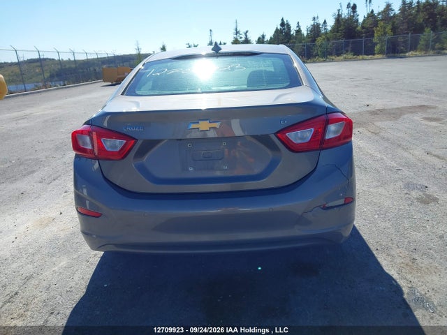 2018 Chevrolet Cruze Lt Auto მანქანა იყიდება აუქციონზე, vin: 1G1BE5SM5J7211865, აუქციონის ნომერი: 12709923