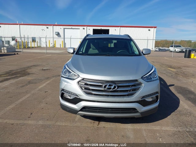 Продаж на аукціоні авто 2018 Hyundai Santa Fe Sport, vin: 5XYZTDLB7JG557146, номер лоту: 12709940