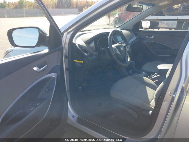 Продаж на аукціоні авто 2018 Hyundai Santa Fe Sport, vin: 5XYZTDLB7JG557146, номер лоту: 12709940