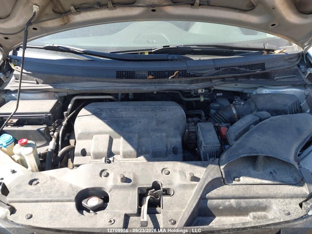 Honda Odyssey 2015 5FNRL5H6XFB511407 Image 10