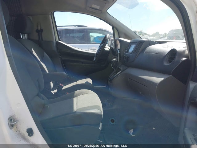 12709997 :رقم المزاد ، 3N6CM0KN8HK696697 vin ، 2017 Nissan Nv200 S/sv مزاد بيع
