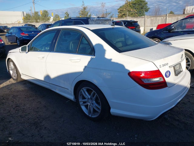 Продаж на аукціоні авто 2013 Mercedes-benz C 300 4matic, vin: WDDGF8AB8DA775051, номер лоту: 12710019