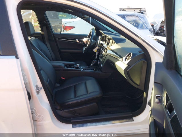 Продаж на аукціоні авто 2013 Mercedes-benz C 300 4matic, vin: WDDGF8AB8DA775051, номер лоту: 12710019