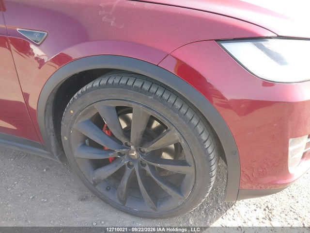 Tesla Model X 75d/p100d/p90d 2016 5YJXCBE44GFS02638 Image 18