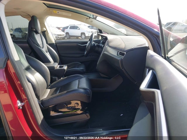 Tesla Model X 75d/p100d/p90d 2016 5YJXCBE44GFS02638 Image 5