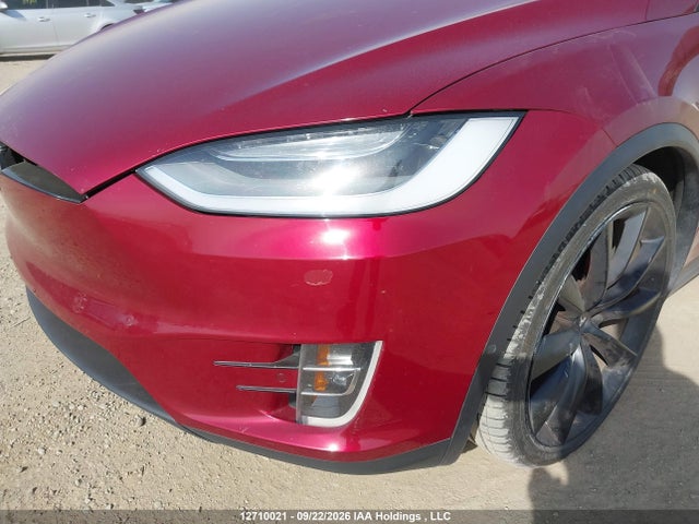 Tesla Model X 75d/p100d/p90d 2016 5YJXCBE44GFS02638 Image 6