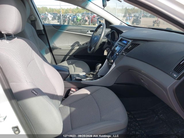 12710023 :رقم المزاد ، 5NPEB4AC1CH356769 vin ، 2012 Hyundai Sonata Gl مزاد بيع
