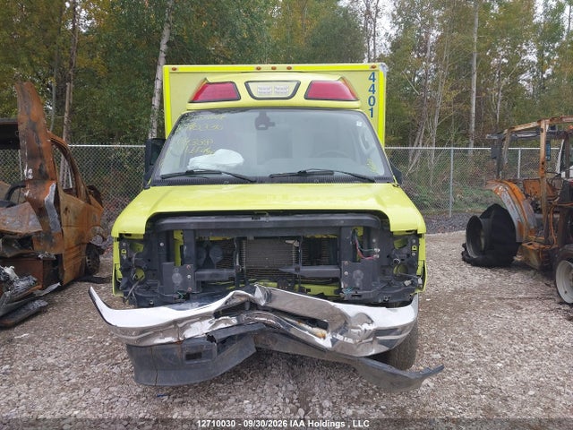 Продаж на аукціоні авто 2022 Ford Econoline E350 Super Duty Cutaway Van, vin: 1FDWE3FN4NDC14338, номер лоту: 12710030
