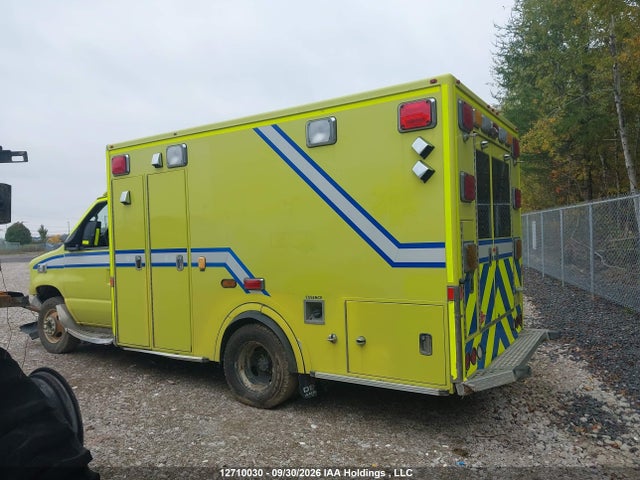 Продаж на аукціоні авто 2022 Ford Econoline E350 Super Duty Cutaway Van, vin: 1FDWE3FN4NDC14338, номер лоту: 12710030