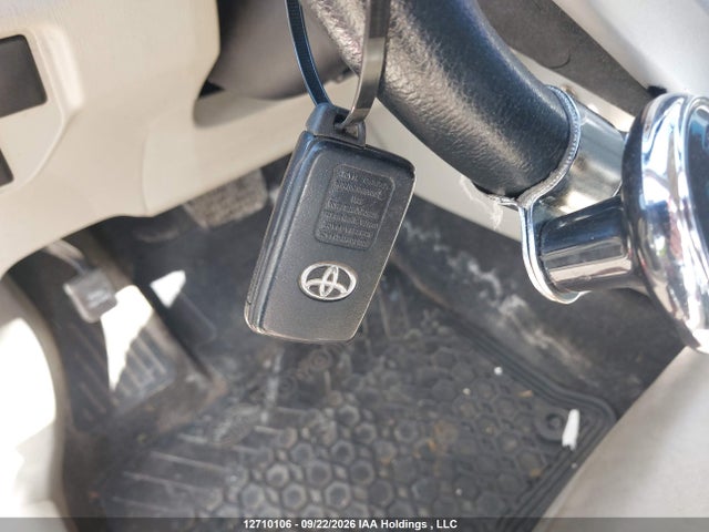 Toyota Prius 2014 JTDKN3DU3E1741530 Image 11