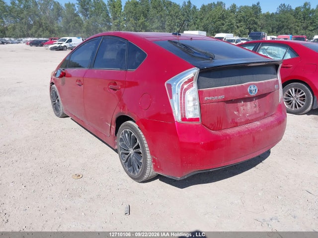 Toyota Prius 2014 JTDKN3DU3E1741530 Image 3