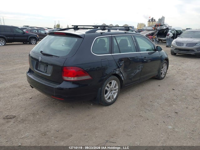 Aukcja sprzedaży 2011 Volkswagen Golf 2.5l Comfortline/2.5l Trendline, vin: 3VWPX7AJ1BM697928, numer aukcji: 12710119