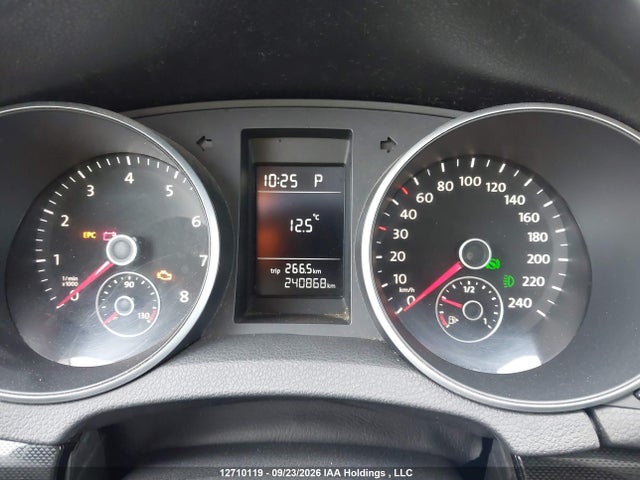 Aukcja sprzedaży 2011 Volkswagen Golf 2.5l Comfortline/2.5l Trendline, vin: 3VWPX7AJ1BM697928, numer aukcji: 12710119