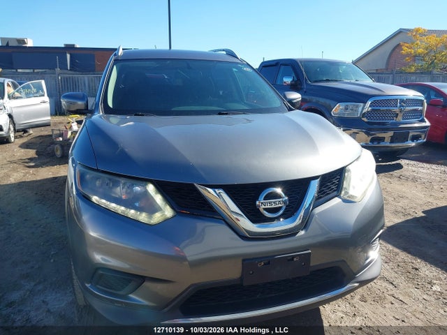 12710139 :رقم المزاد ، 5N1AT2MT3FC856469 vin ، 2015 Nissan Rogue S/sv مزاد بيع
