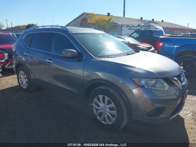 12710139 :رقم المزاد ، 5N1AT2MT3FC856469 vin ، 2015 Nissan Rogue S/sv مزاد بيع