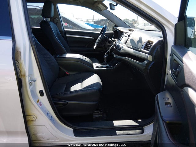 5TDBKRFH6FS197184 Toyota Highlander Le/le Plus