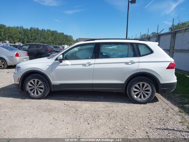Продажа на аукционе авто 2021 Volkswagen Tiguan, vin: 3VV0B7AXXMM070088, номер лота: 12710181