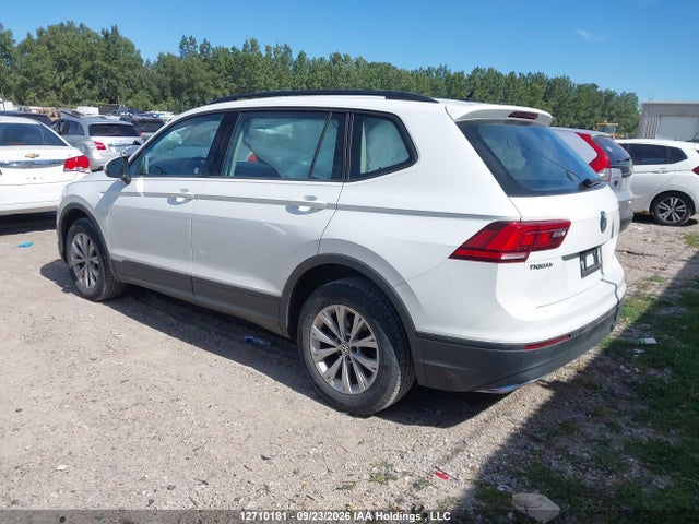 Продажа на аукционе авто 2021 Volkswagen Tiguan, vin: 3VV0B7AXXMM070088, номер лота: 12710181
