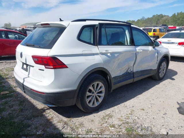 Продажа на аукционе авто 2021 Volkswagen Tiguan, vin: 3VV0B7AXXMM070088, номер лота: 12710181