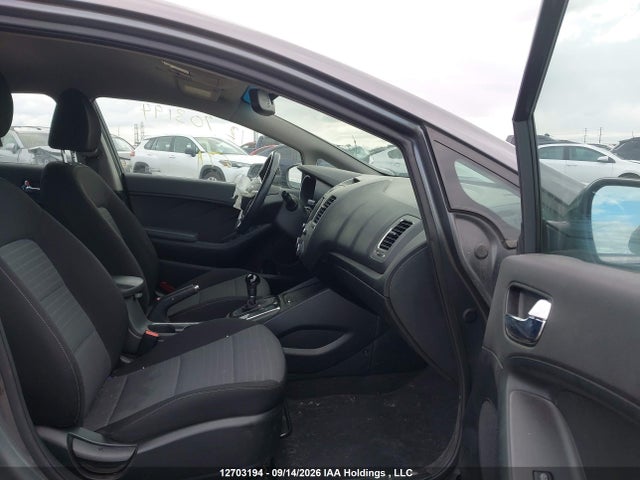 Aukcja sprzedaży 2017 Kia Forte 2.0l Ex/2.0l Ex Luxury, vin: KNAFX5A84H5721845, numer aukcji: 12703194
