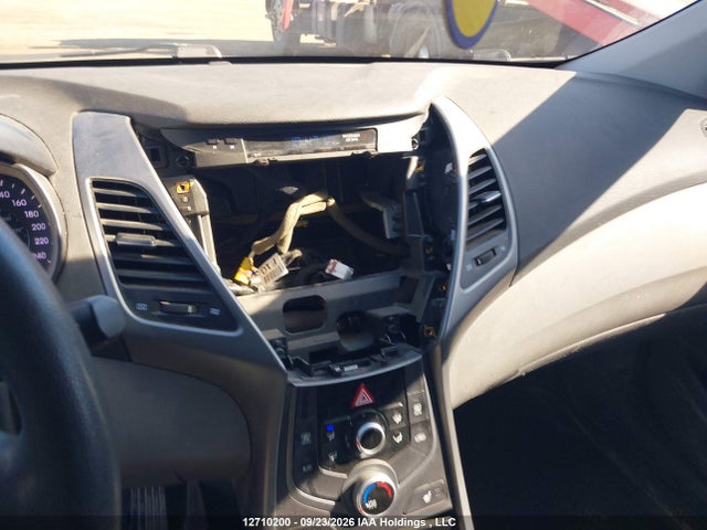 2014 Hyundai Elantra Se/sport/limited მანქანა იყიდება აუქციონზე, vin: 5NPDH4AE3EH497972, აუქციონის ნომერი: 12710200