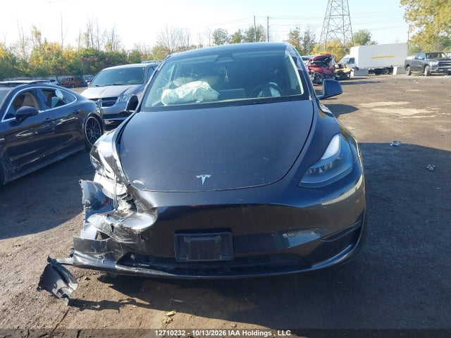 12710232 :رقم المزاد ، 7SAYGDEE6RF204720 vin ، 2024 Tesla Model Y مزاد بيع