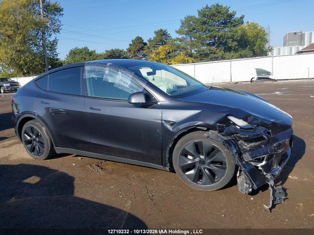 12710232 :رقم المزاد ، 7SAYGDEE6RF204720 vin ، 2024 Tesla Model Y مزاد بيع
