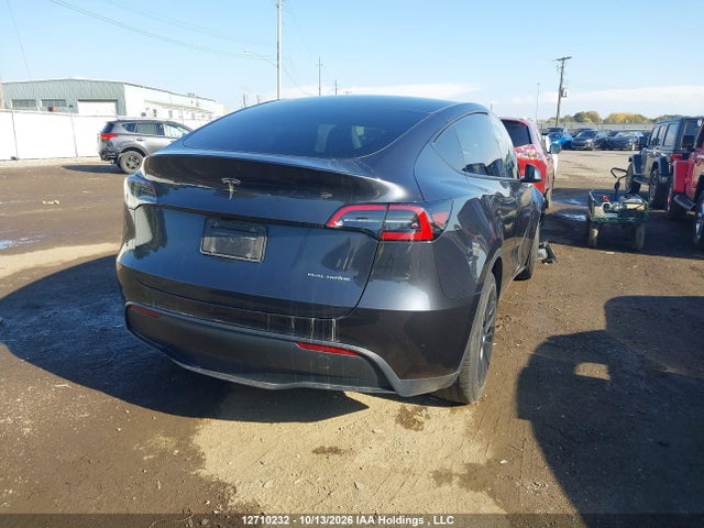 12710232 :رقم المزاد ، 7SAYGDEE6RF204720 vin ، 2024 Tesla Model Y مزاد بيع