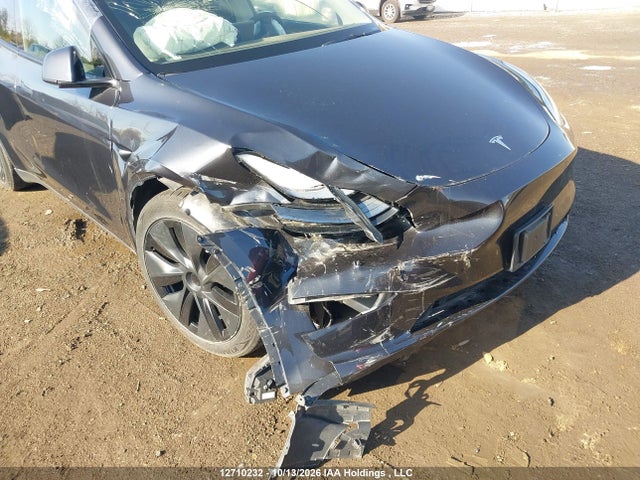 12710232 :رقم المزاد ، 7SAYGDEE6RF204720 vin ، 2024 Tesla Model Y مزاد بيع