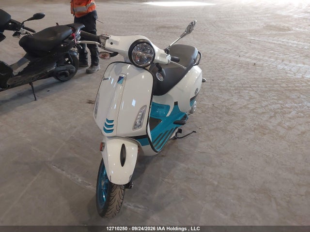 2023 Vespa Primavera/sprint 50 მანქანა იყიდება აუქციონზე, vin: ZAPCA06B0P5108200, აუქციონის ნომერი: 12710250