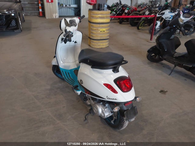 2023 Vespa Primavera/sprint 50 მანქანა იყიდება აუქციონზე, vin: ZAPCA06B0P5108200, აუქციონის ნომერი: 12710250