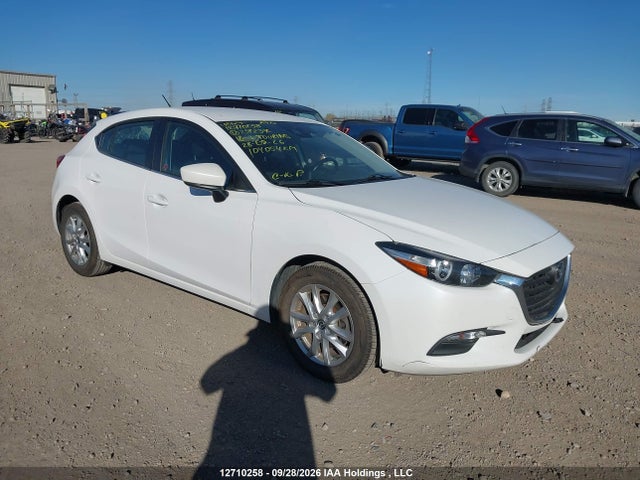 2018 Mazda 3 Touring მანქანა იყიდება აუქციონზე, vin: 3MZBN1L79JM234237, აუქციონის ნომერი: 12710258
